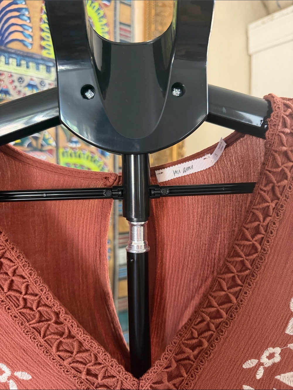 Francesca’s Embroidered V-Neck Top - Picture 4 of 6